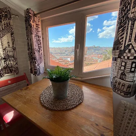 Cosy Viewpoint Lissabon